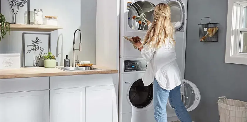 Speed-Queen-SF7-Stacked-Washer-&-Gas-Dryer